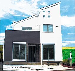 針ヶ谷モデル棟写真 今週土日、現地でお待ちしております。片流れのシャープな屋根ライン、濃淡のコントラストがモダンな印象。カースペース2台分あり。JCグループ20周年記念としてキャンペーンを実施中。