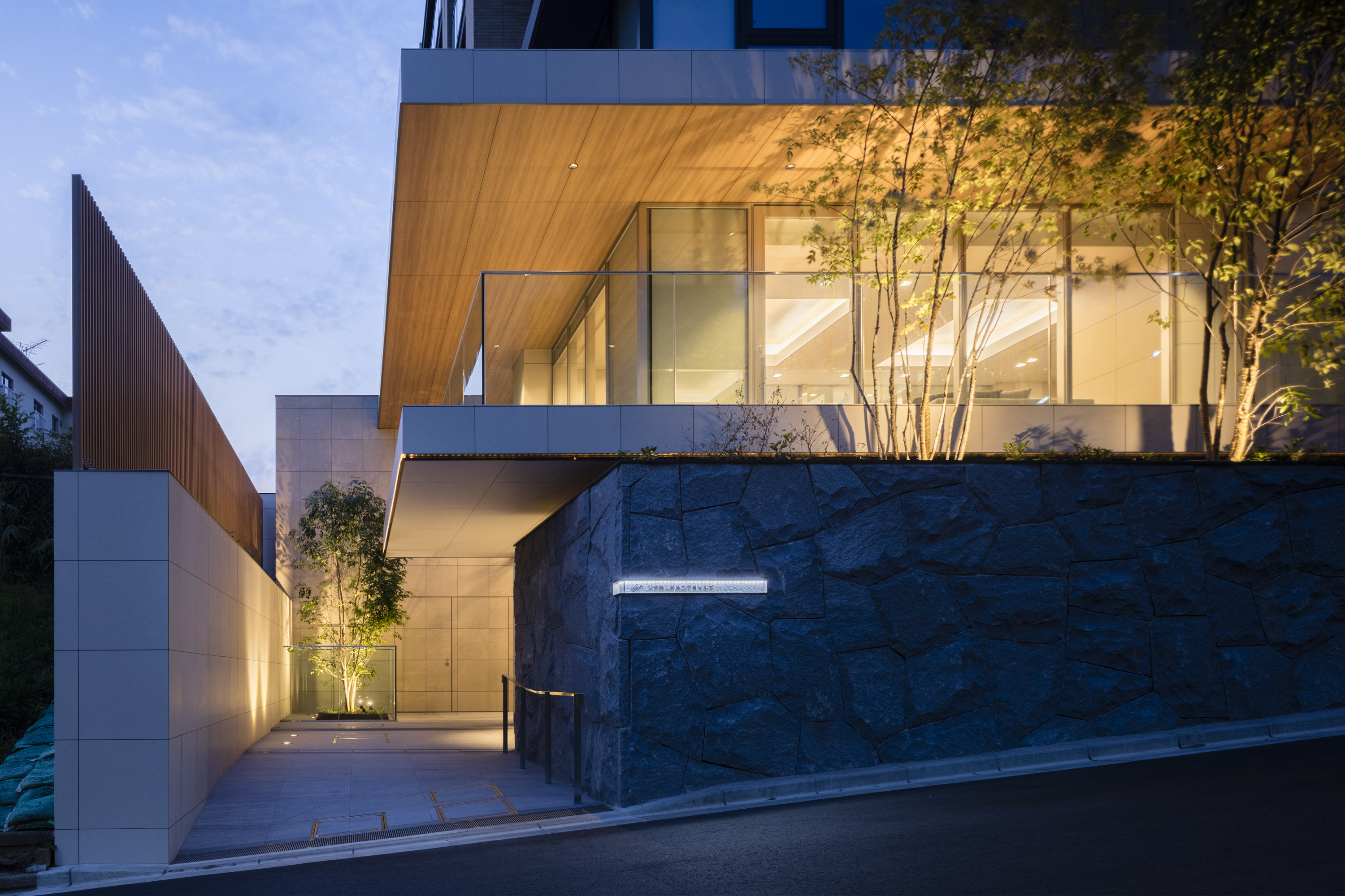 ホームズ ジオ美しが丘二丁目ヒルズの建物情報 神奈川県横浜市青葉区美しが丘2丁目29番3 地番