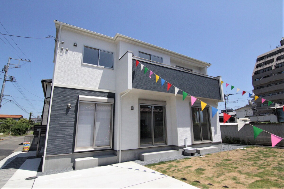1年前に購入しましたが乗ったのは3ヶ月くらいです屋根つきの場所