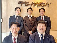 スタッフ