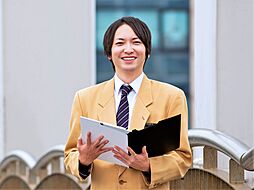スタッフ