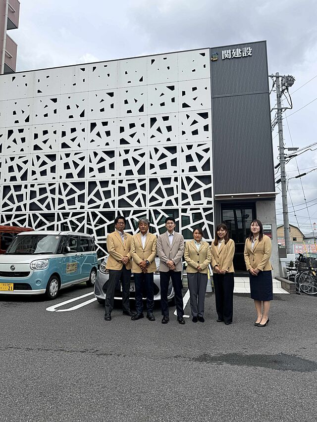 スタッフ
