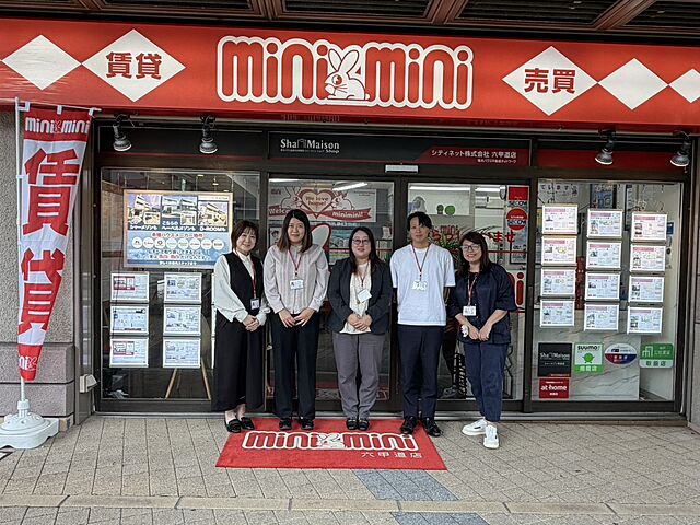 スタッフ
