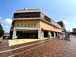 ロイヤルハウジング株式会社　多摩センター丘の上プラザ店　売買営業部