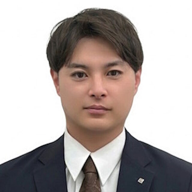 スタッフ