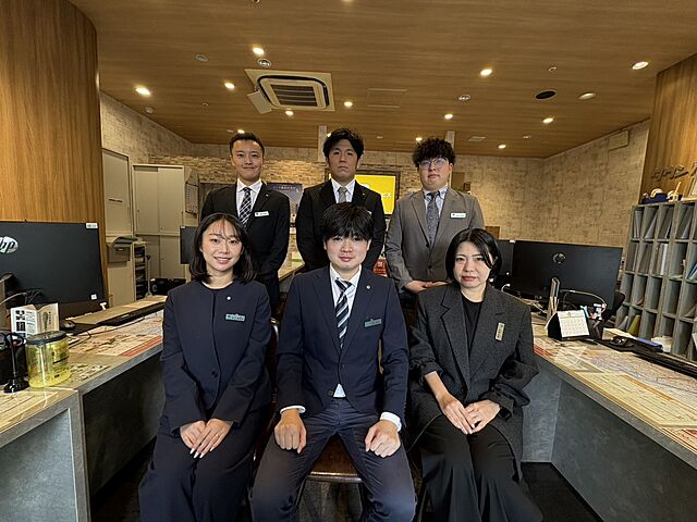 スタッフ