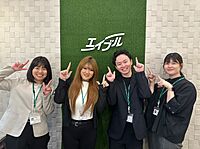 スタッフ