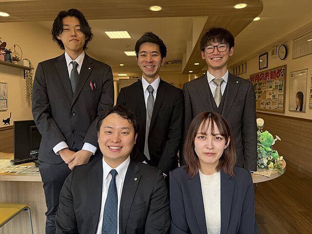 スタッフ