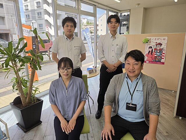 スタッフ