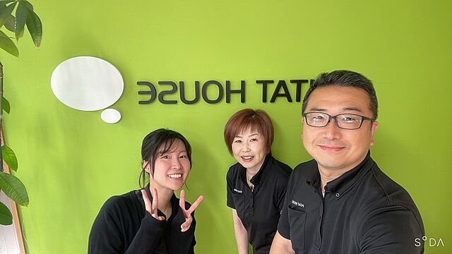 スタッフ