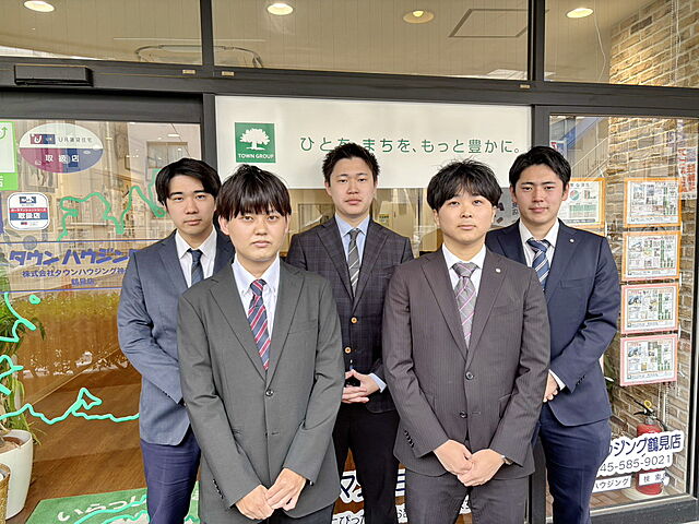 スタッフ