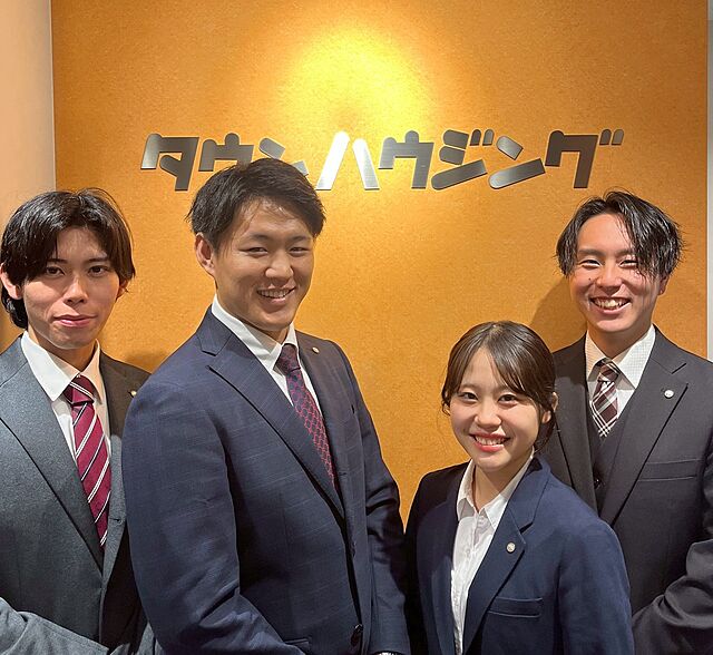 スタッフ