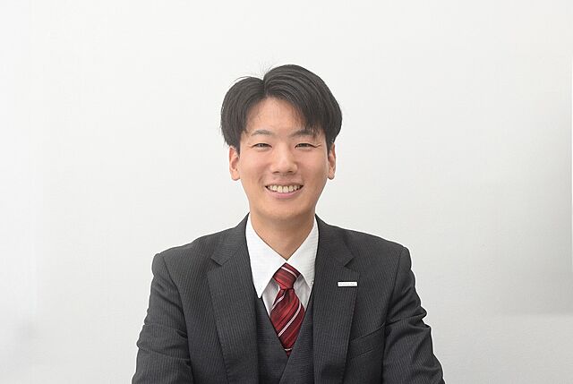 スタッフ