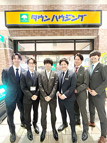スタッフ