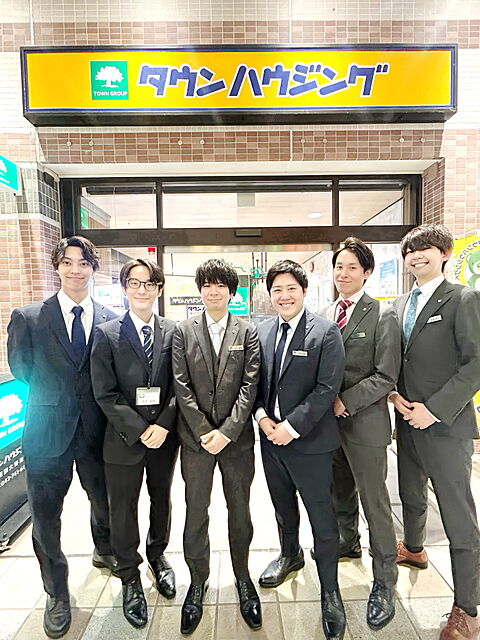 スタッフ
