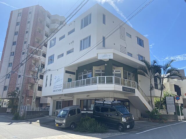 スタッフ