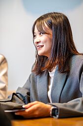 向山際子