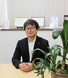西川俊也