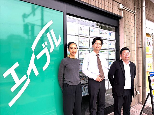 スタッフ