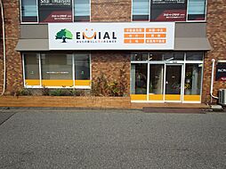 株式会社EMIAL