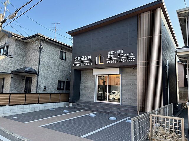 スタッフ