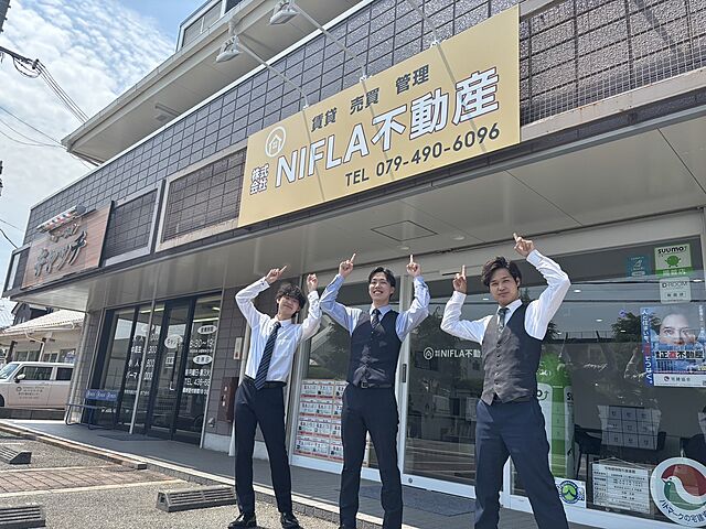 スタッフ