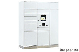 レーベン御宝町アルビオ・タワー 宅配ボックス