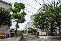 [周辺環境画像] 竹の塚中学校（通学指定校）
約1,200m（徒歩15分）