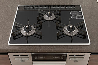 ルジェンテ横浜桜木町 3口ガラストップコンロ