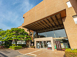 [周辺環境画像] 戸田市立図書館
約990m（徒歩13分）