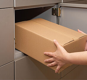 アルファステイツ衣山駅 宅配ボックス