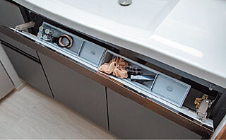 エクセレントシティ久米川ステーションサイド 洗面ポケット（小物入れ）