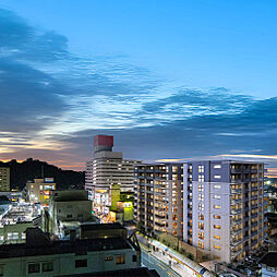 プレシス追浜駅前