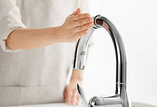 ヴィークコート小手指 タッチレス蛇口一体型浄水器