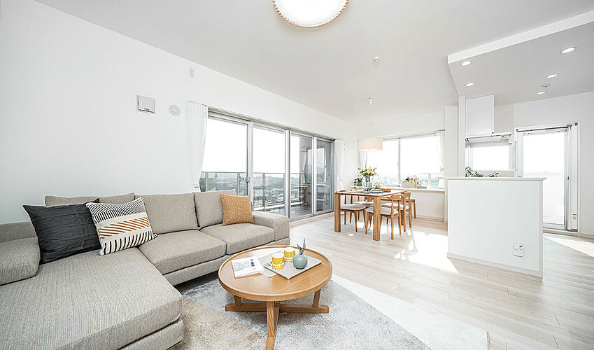 ヴェルディ・クレール春日 リビング・ダイニング