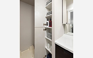 ワザック小山城山町 リネン庫