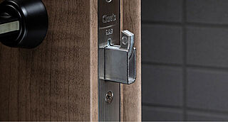 クレヴィア横浜沢渡 鎌デッドボルト