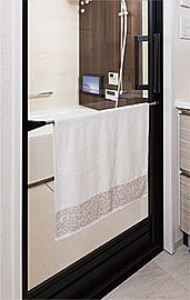 プレサンス ロジェ 長居公園リーフォリア ドア外2段タオル掛け