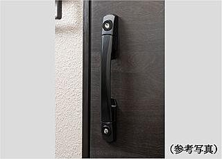 プレサンス ジェネ 四日市中央通り グリップドアハンドル