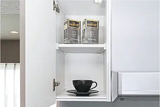 プレサンス レイズ 新瑞橋駅前 吊戸棚