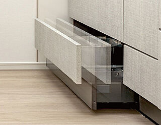 レ・ジェイド篠崎 ソフトクローズ仕様収納