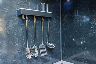 アメイズ串木野ビューテラス キッチンパネル＆マグネット小物