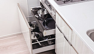 パレステージ横浜鴨居 キャビネット内引き出し