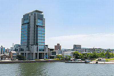 山陰合同銀行本店 約400m(徒歩5分)