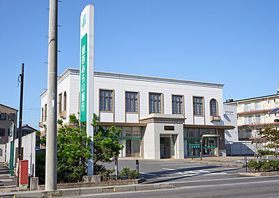 関西みらい銀行 八幡支店 約150m(徒歩2分)