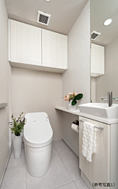 シティタワー青葉通一番町 ローシルエットタンク式トイレ