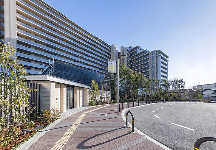 ライオンズ茨木総持寺ステーショングラン 共用部