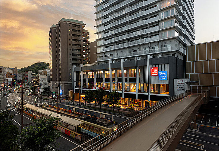 ライオンズタワー新大工町 外観