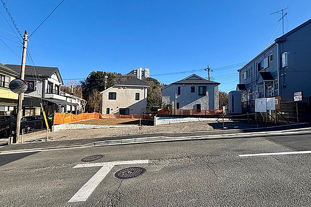 左：1号地　右：2号地　現地写真