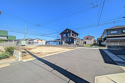 1号地 前面道路含む現地写真